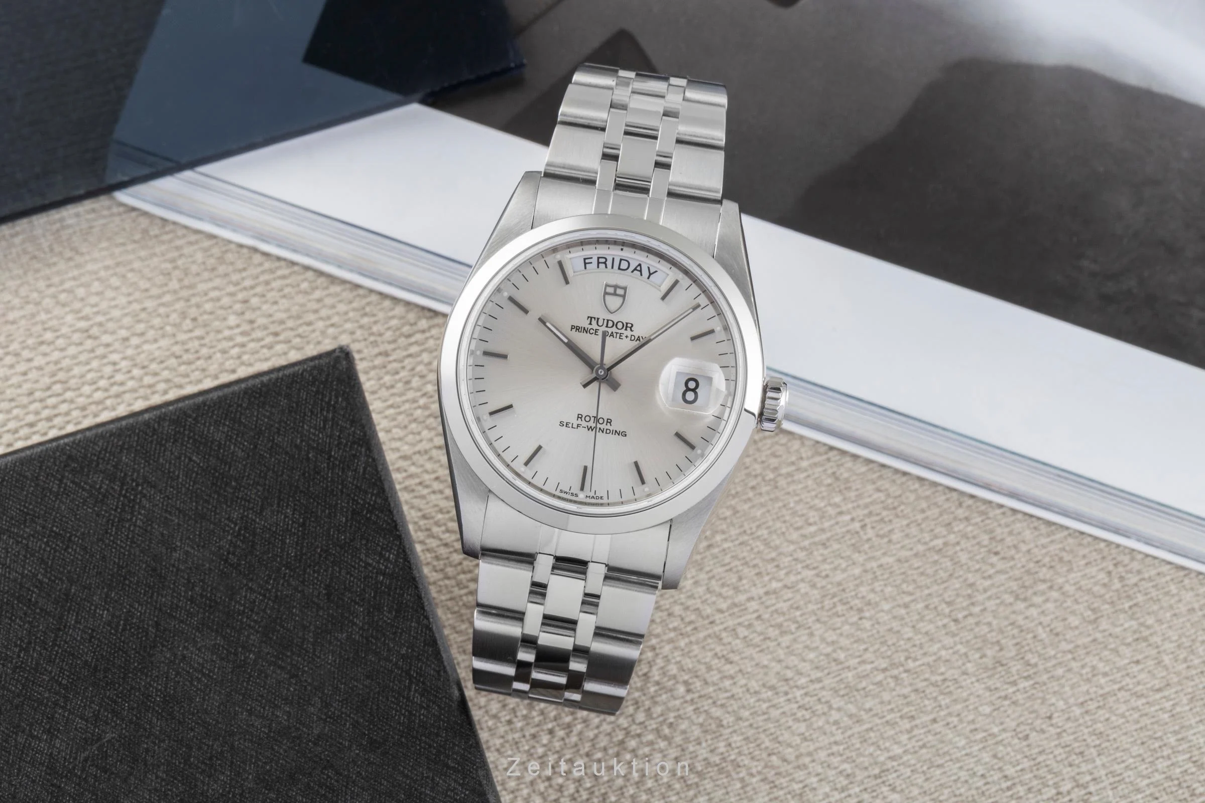 Tudor Date-Day steel automatic men's watch 76200  [2600421] - Image 4