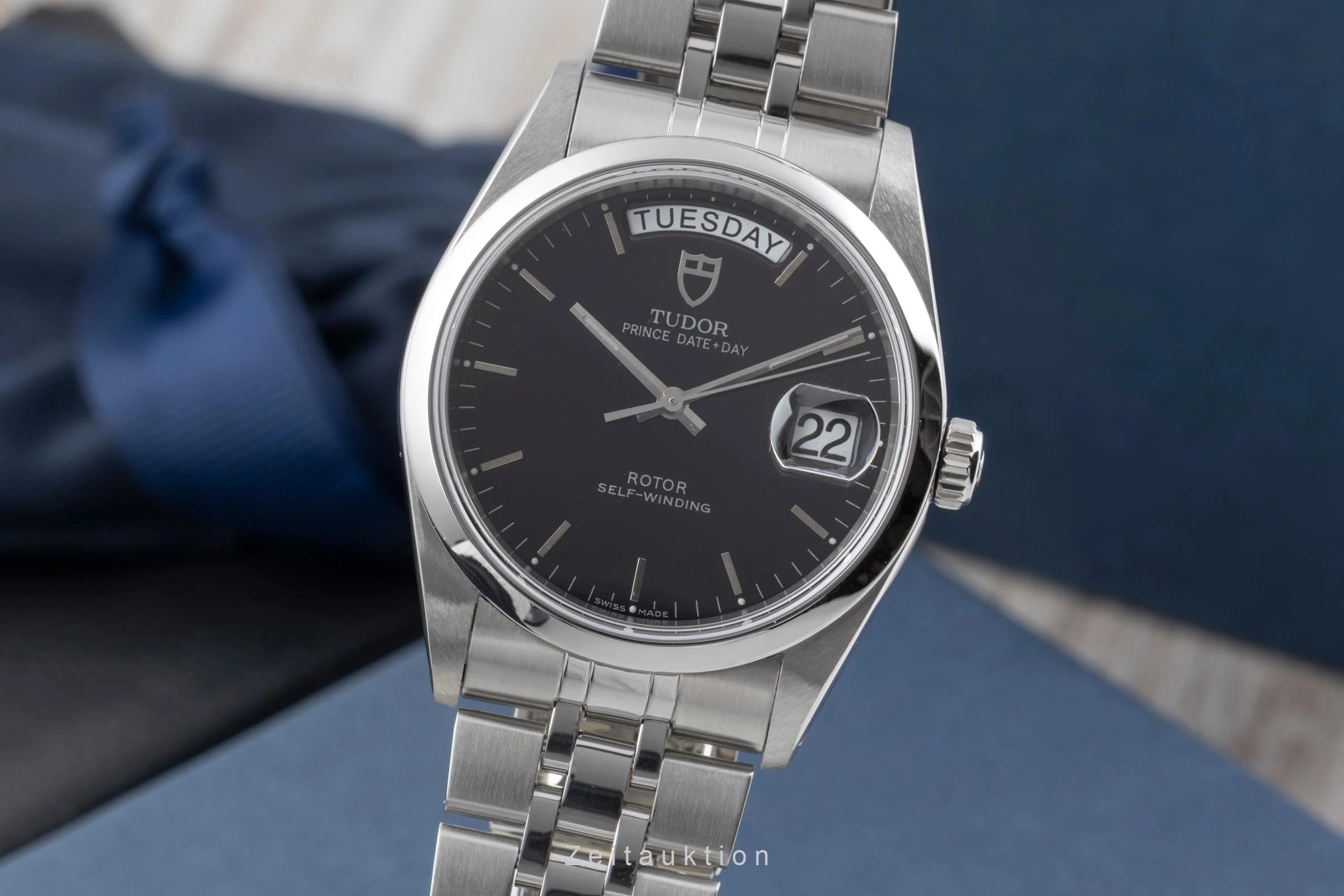 Tudor Date-Day steel automatic men's watch 76200  [2600967] - Image 2