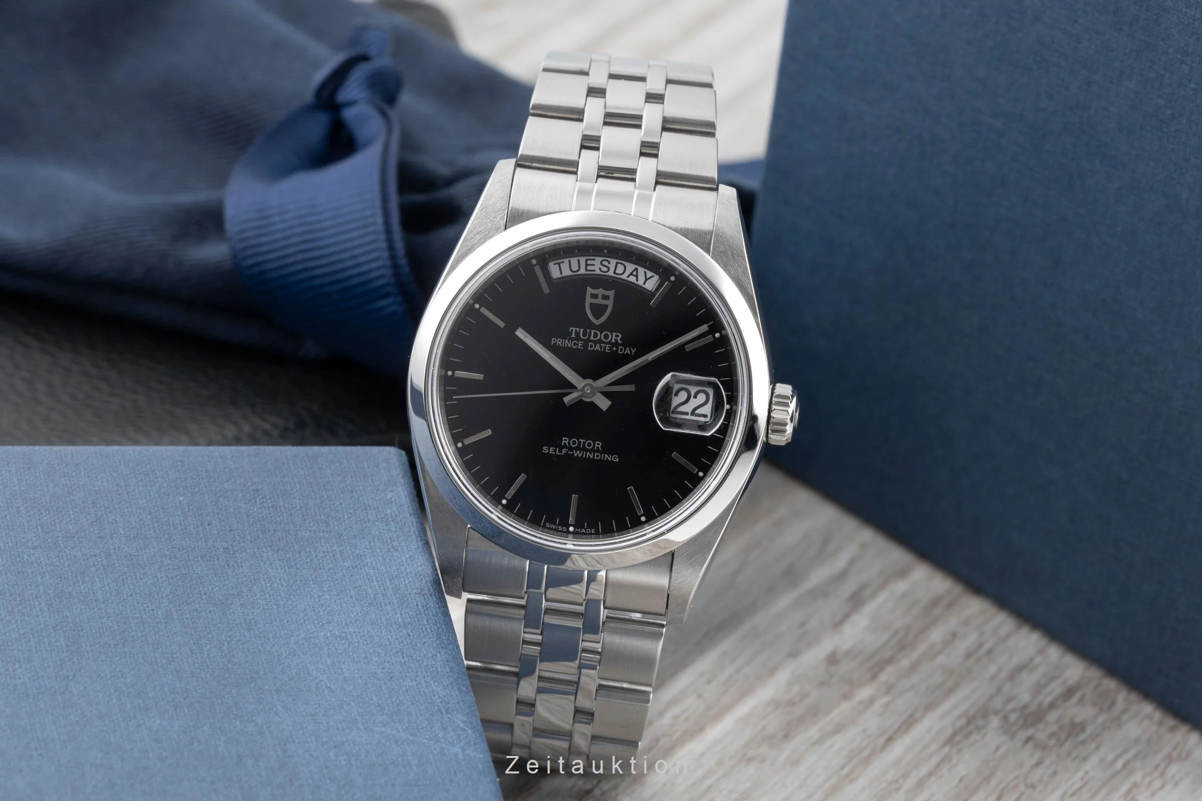 Tudor Date-Day steel automatic men's watch 76200  [2600967] - Image 4