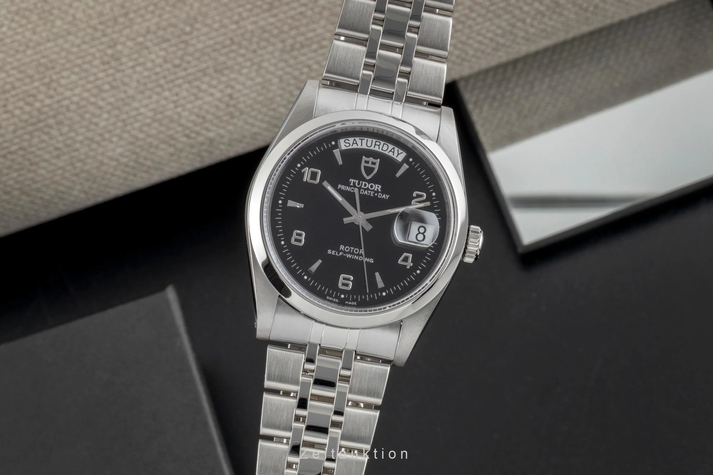 Tudor Date-Day steel automatic men's watch 76200  [2600968] - Image 2