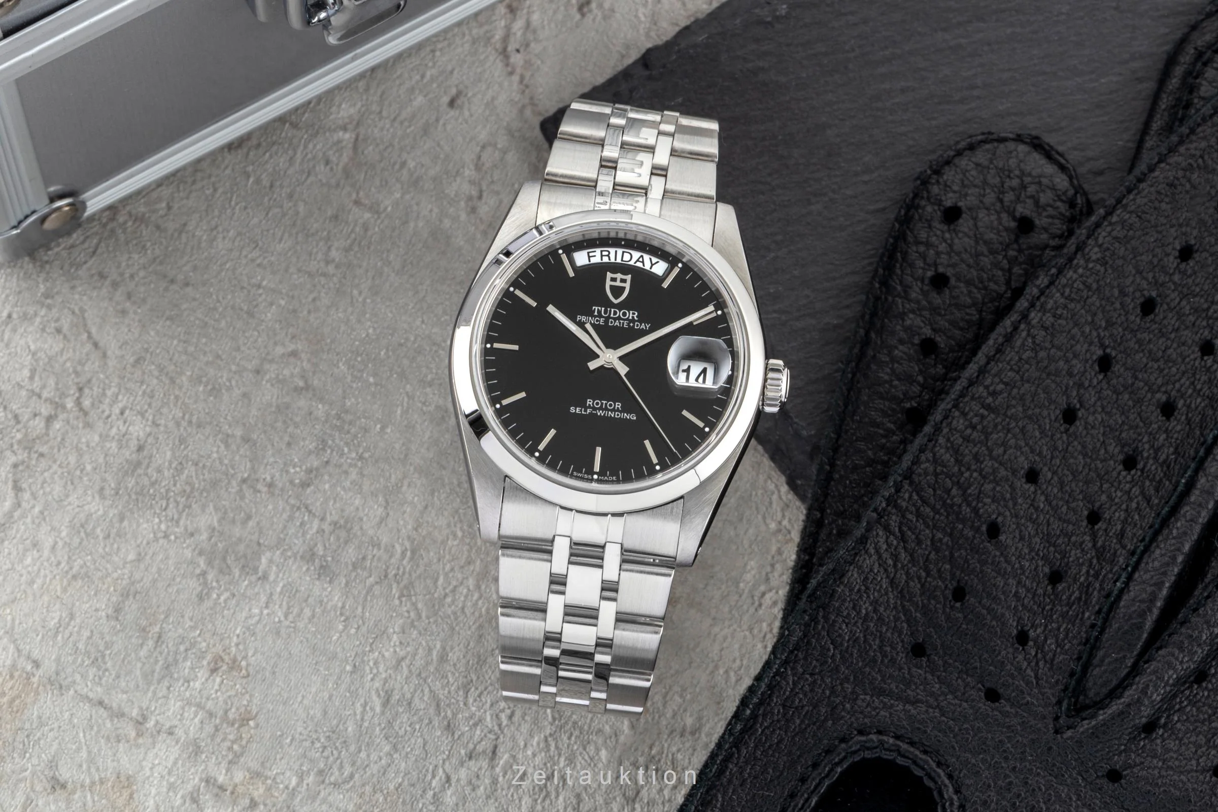 Tudor Date-Day steel automatic men's watch 76200  [2601118] - Image 4
