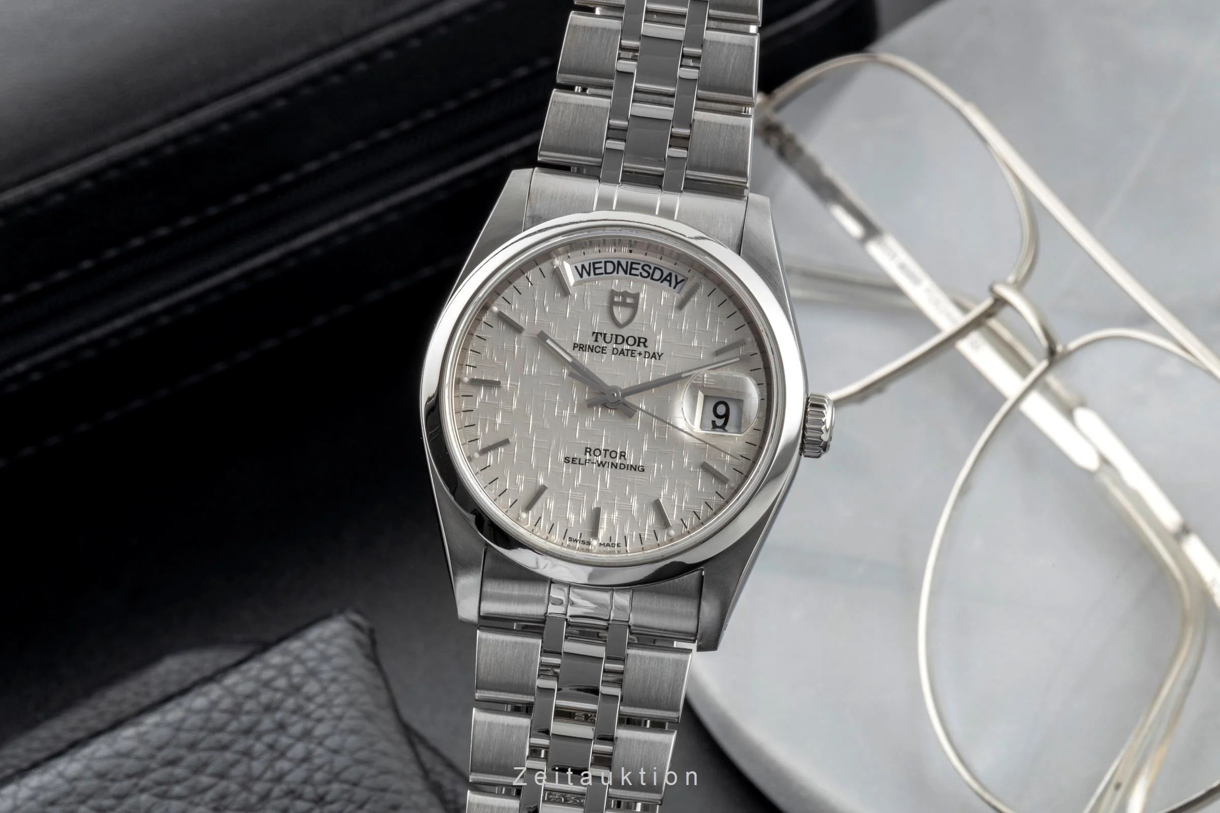 Tudor Date-Day steel automatic men's watch 76200  [2601119] - Image 2