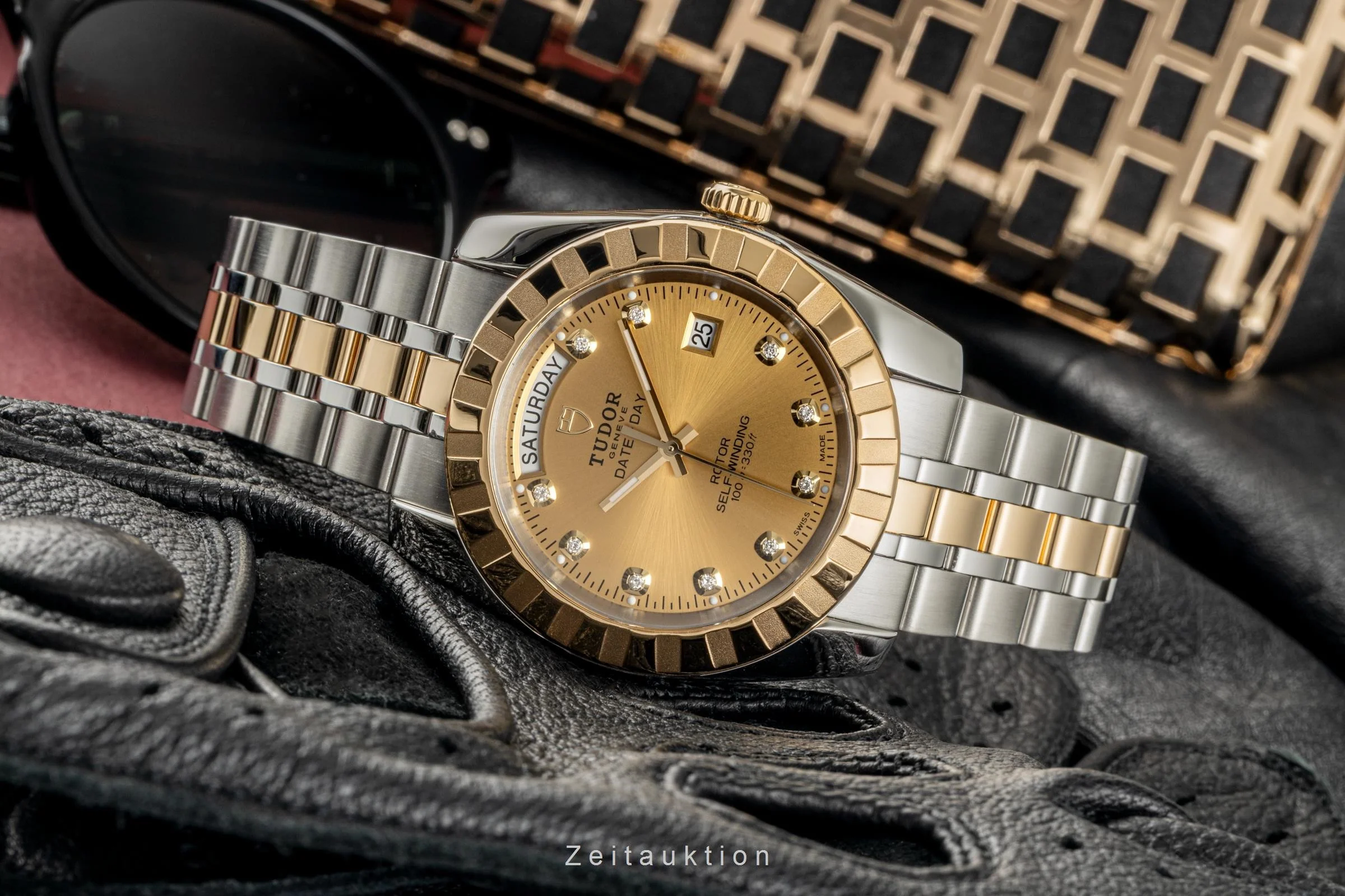 Tudor Date-Day steel / gold automatic men's watch 23013  [2304974] - Image 2