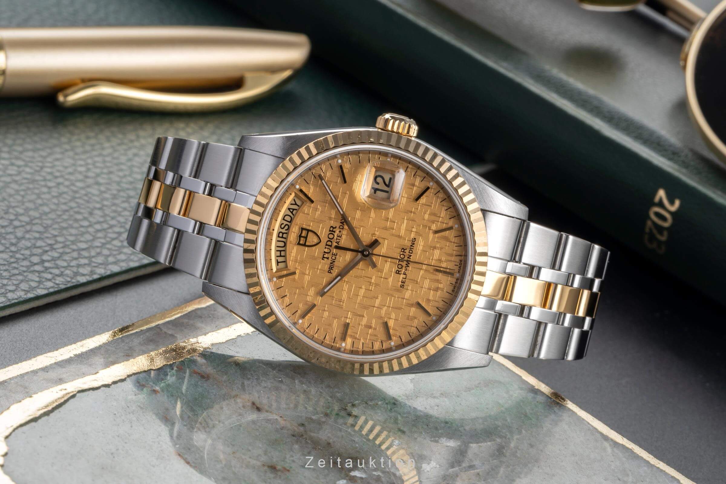 Tudor Date-Day steel / gold automatic men's watch 76213  [2501329] - Image 3