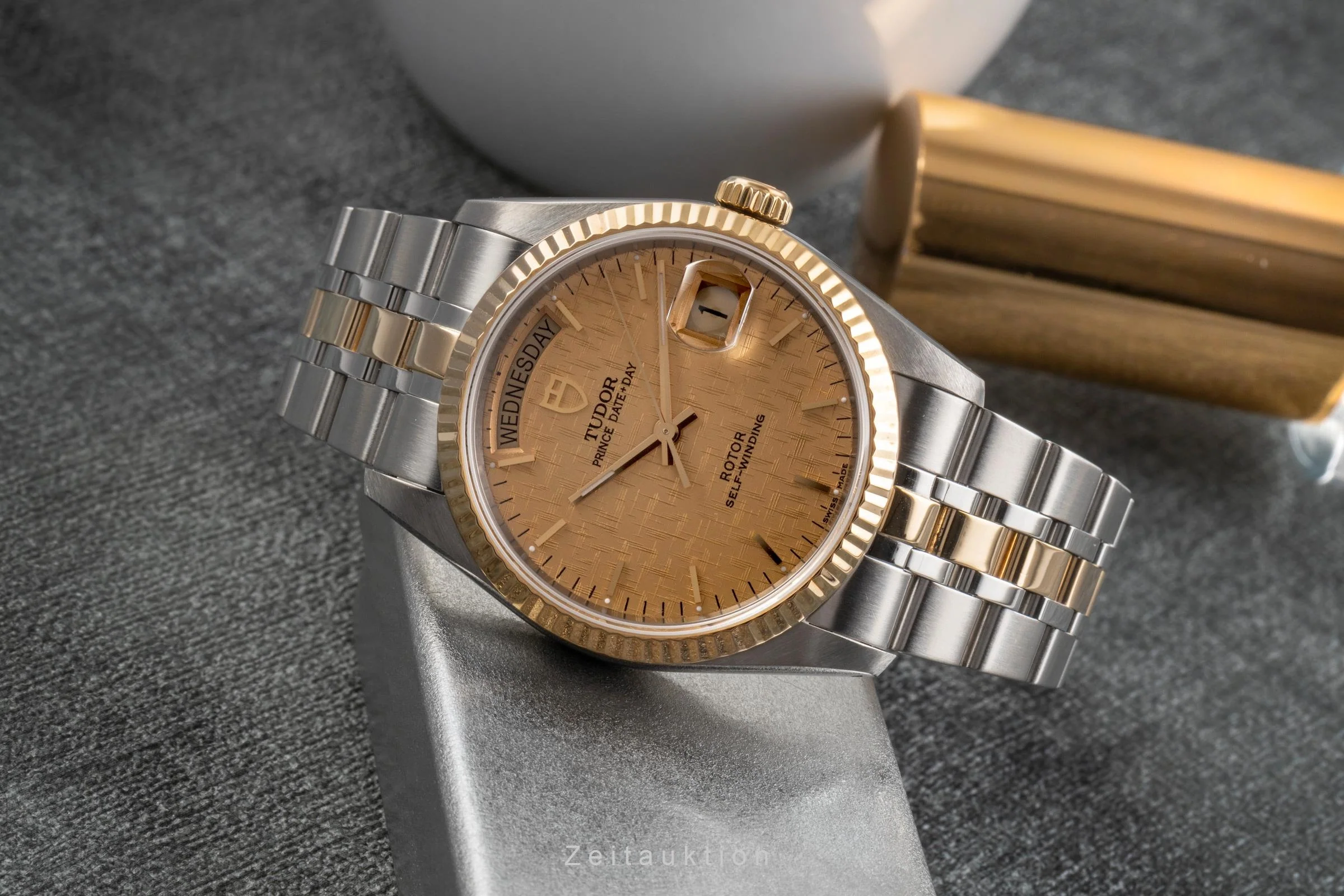 Tudor Date-Day steel / gold automatic men's watch 76213  [2503113] - Image 3
