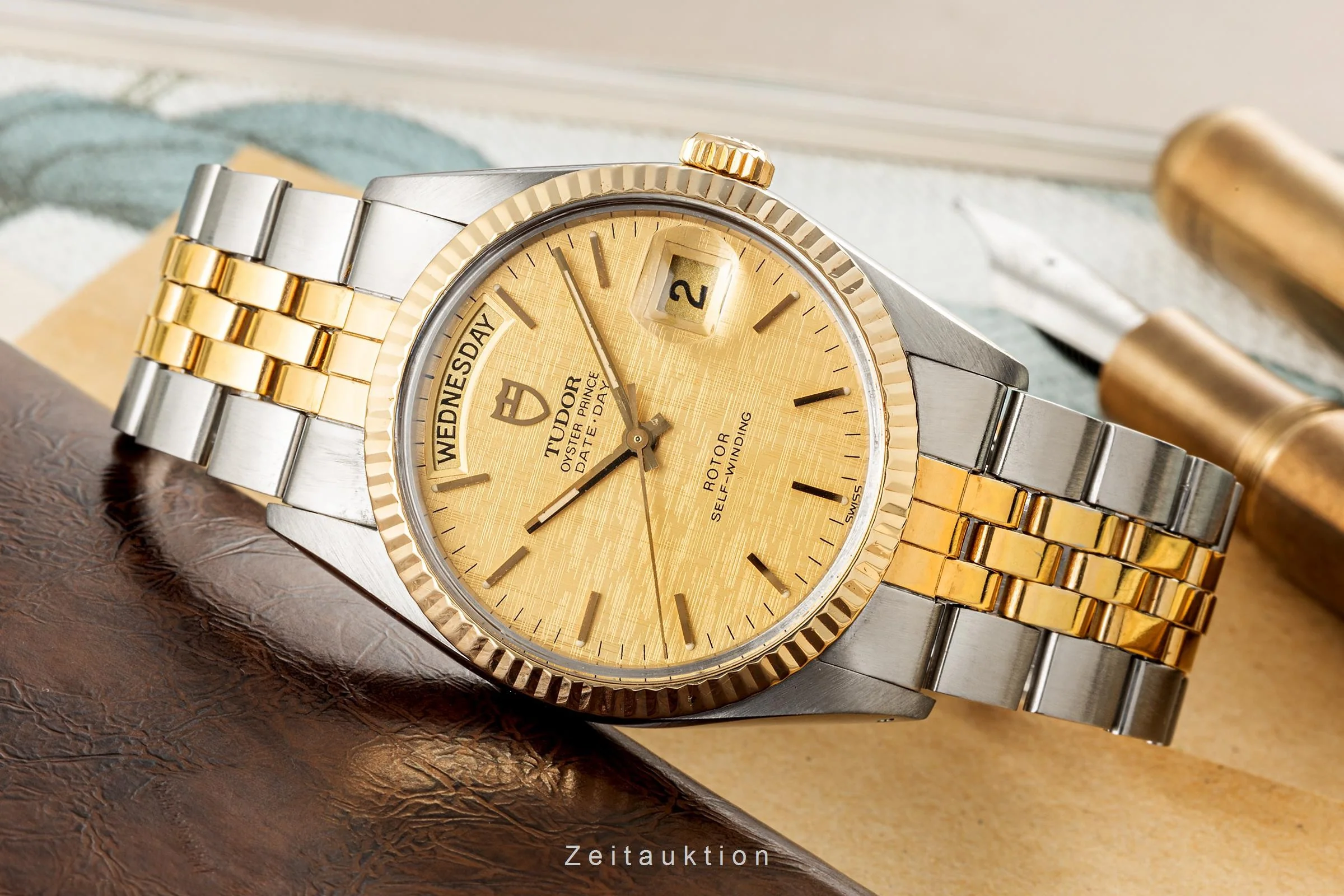 Tudor Date-Day steel / gold automatic men's watch 94613  [2304626] - Image 2