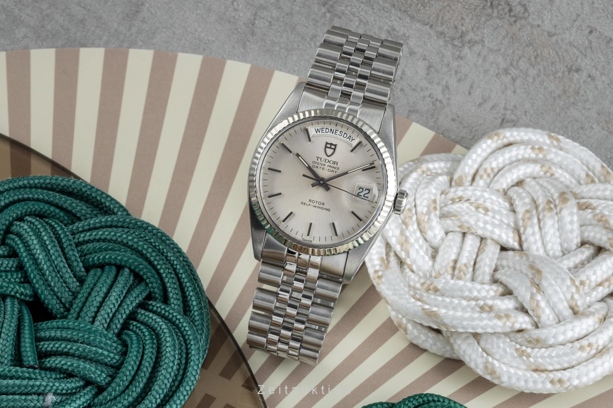 Tudor Date-Day steel / white gold automatic men's watch 94614  [2304719] - Image 3