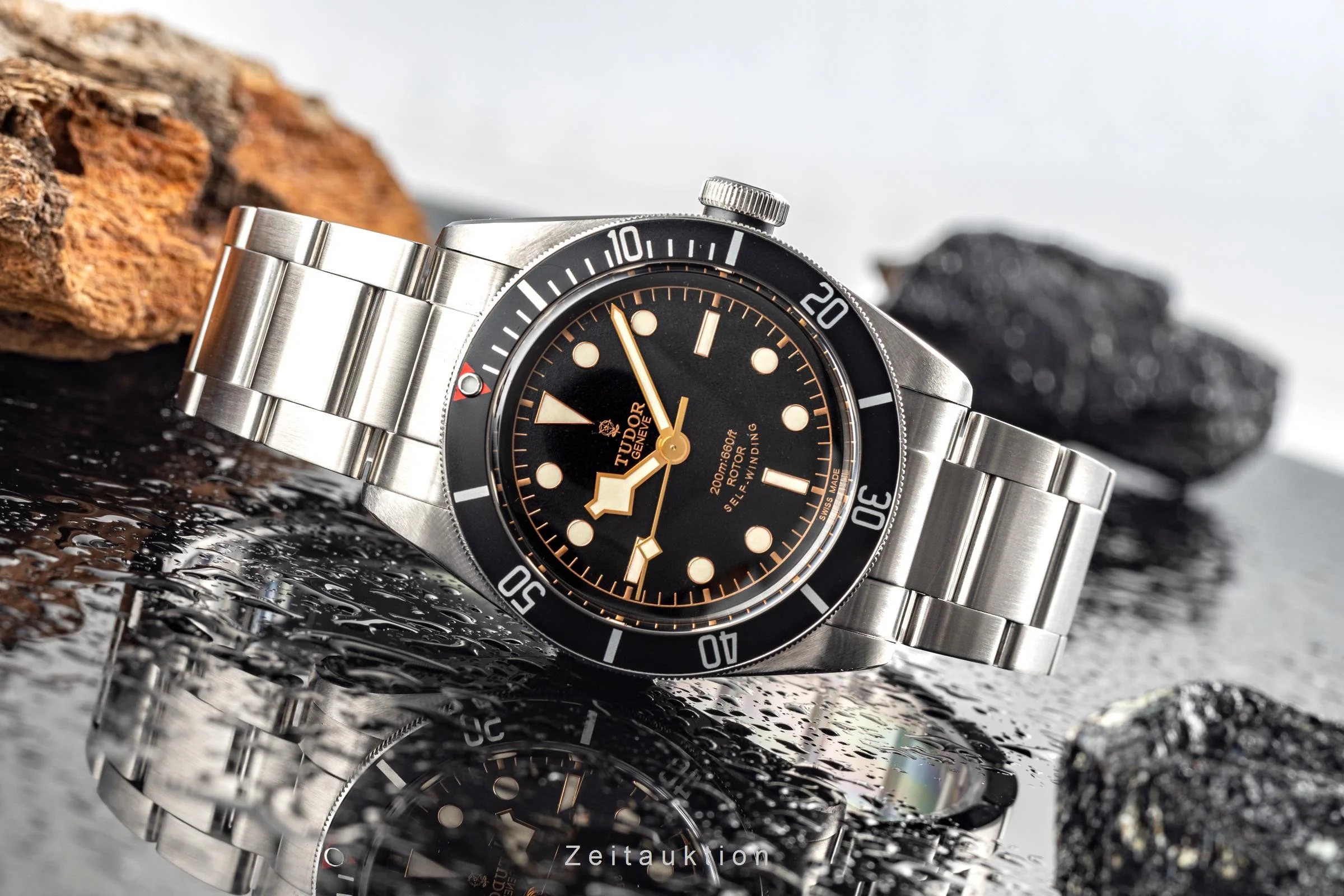 Tudor Heritage Black Bay steel automatic men's watch 79220N  [2203477] - Image 2