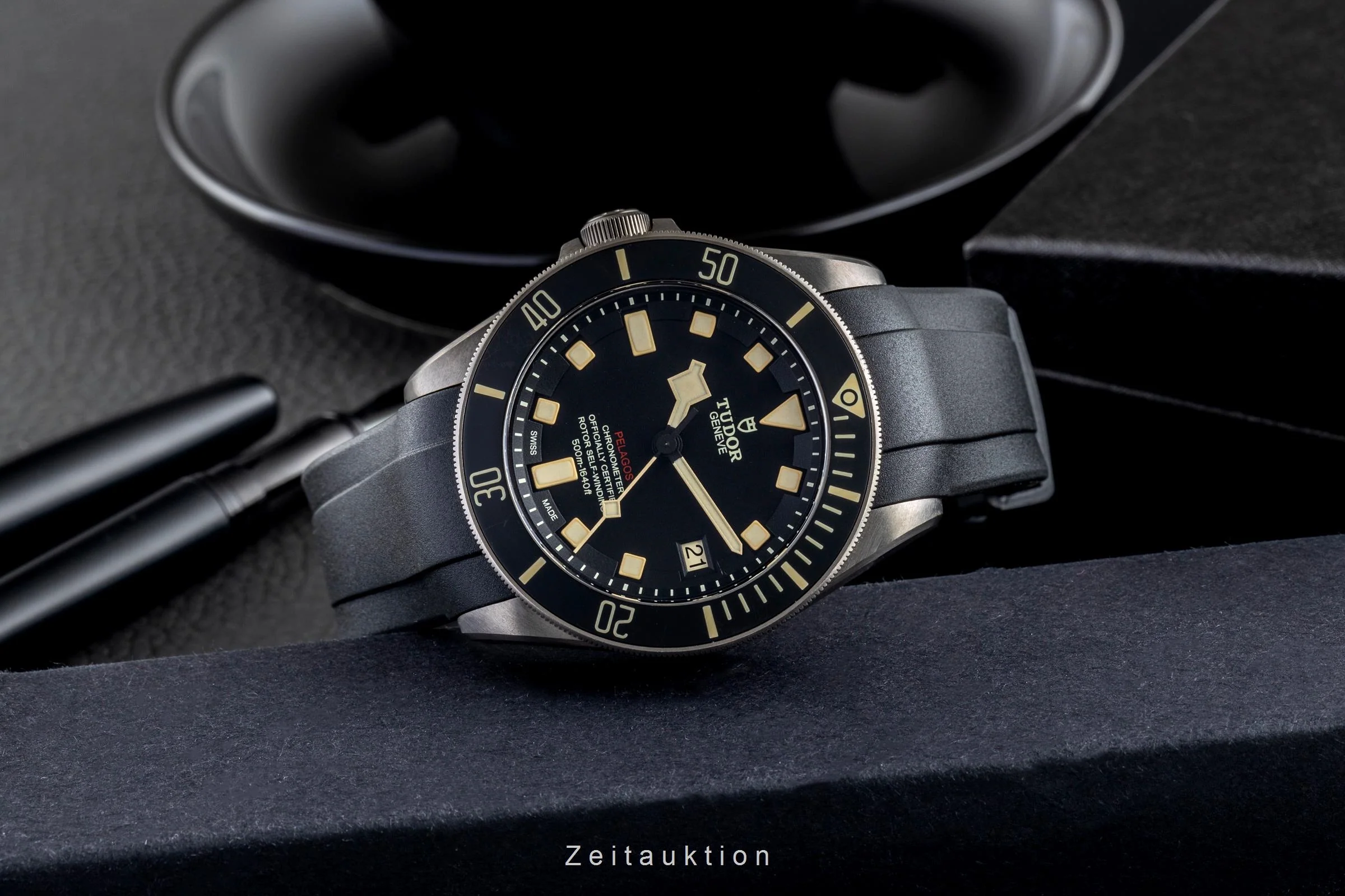 Tudor Pelagos titanium automatic men's watch 25610TNL LP: 5170EUR  [2502809] - Image 3