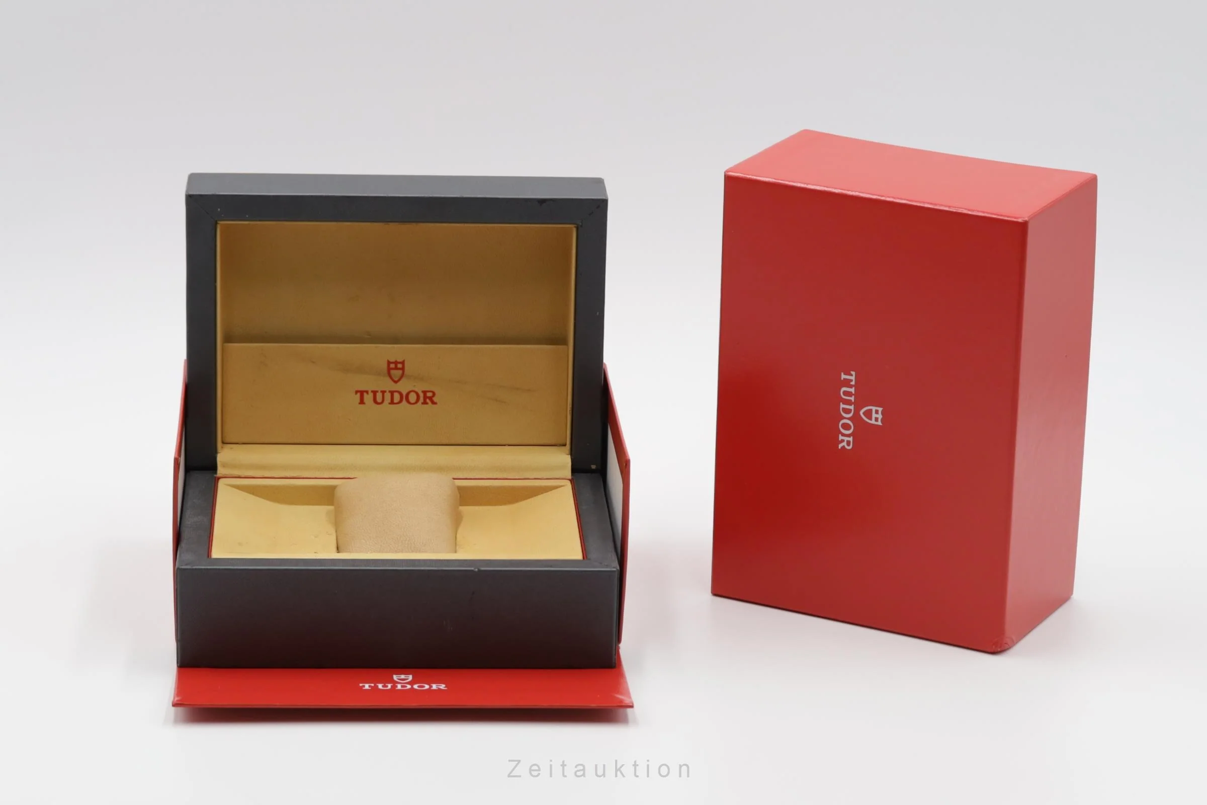 Tudor Prince Date chronograph steel automatic men's watch 79260  [2502464] - Image 9