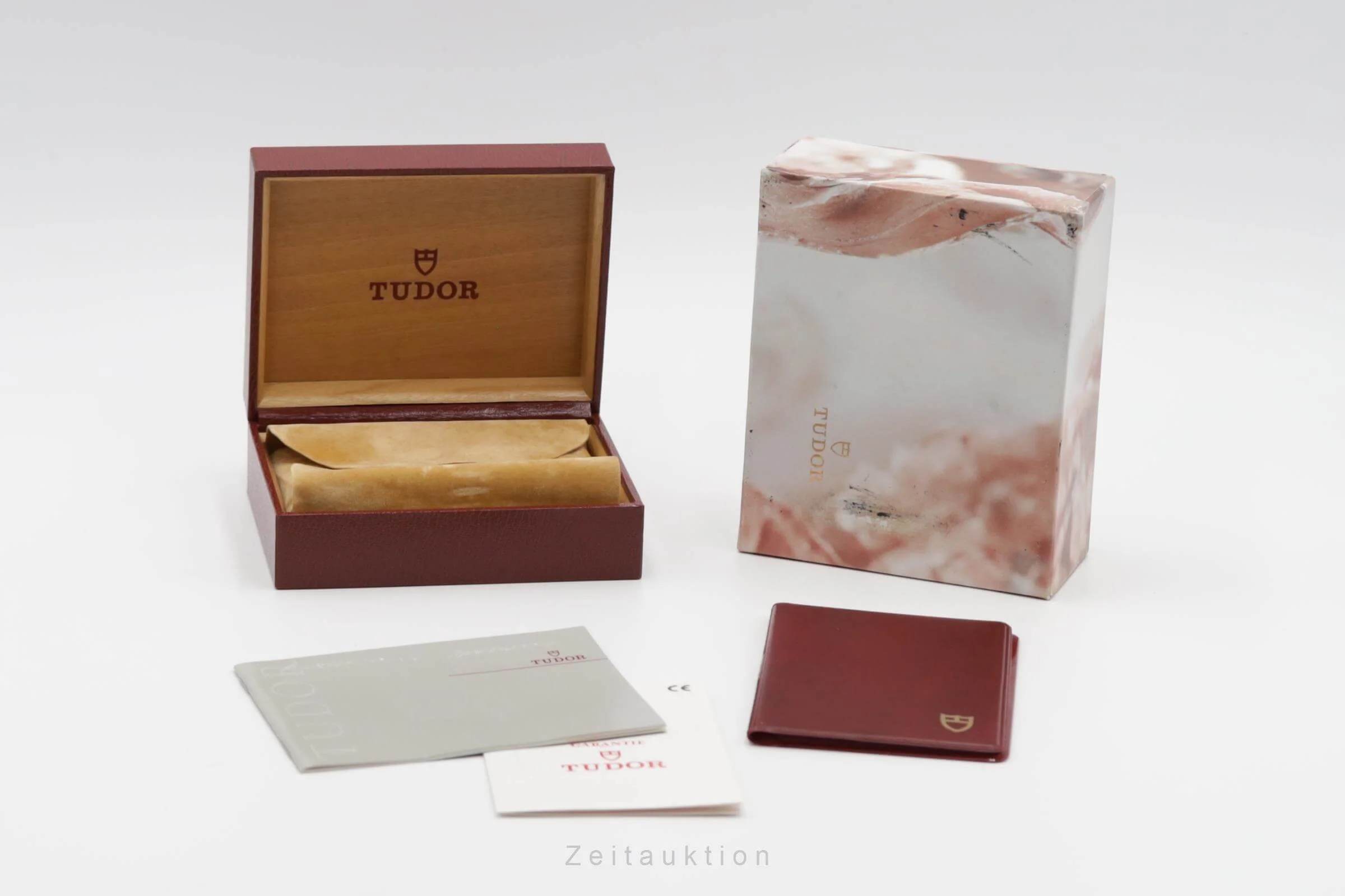 Tudor Prince Date chronograph steel / gold automatic men's watch 79263P  [2501075] - Image 9