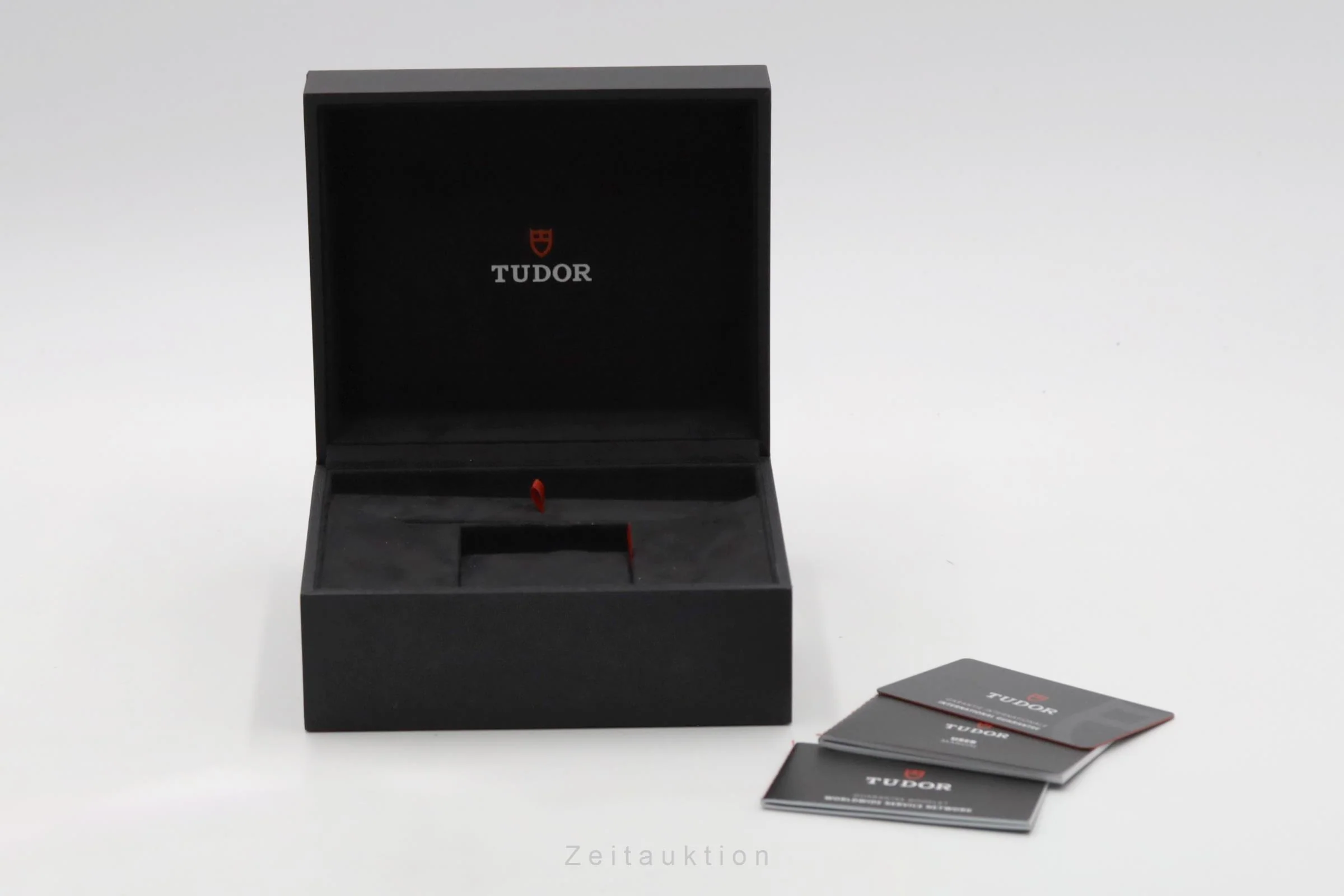 Tudor Royal steel automatic men's watch 28500  [2506560] - Image 9