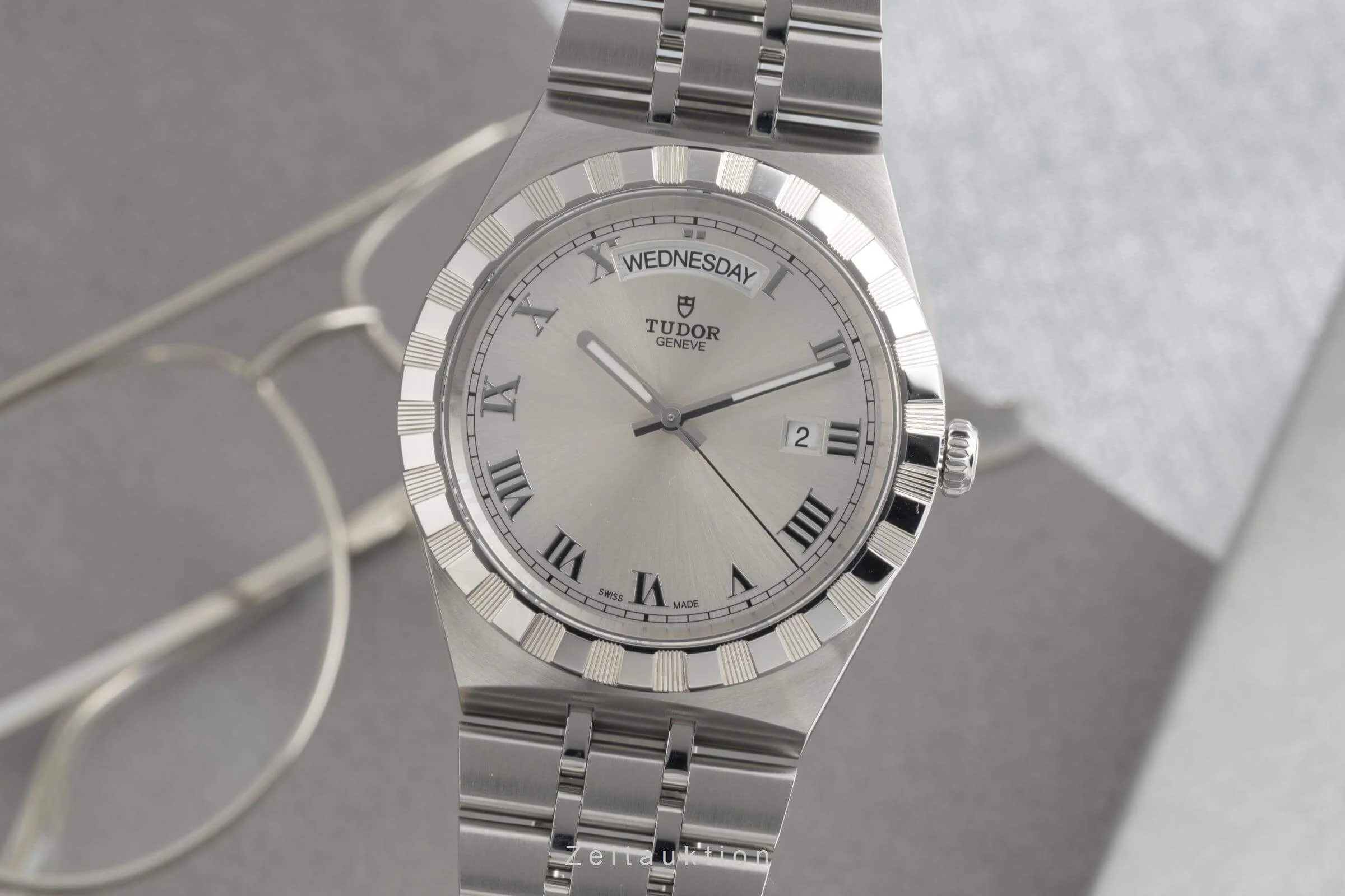 Tudor Royal steel automatic men's watch 28600  [2501696] - Image 2