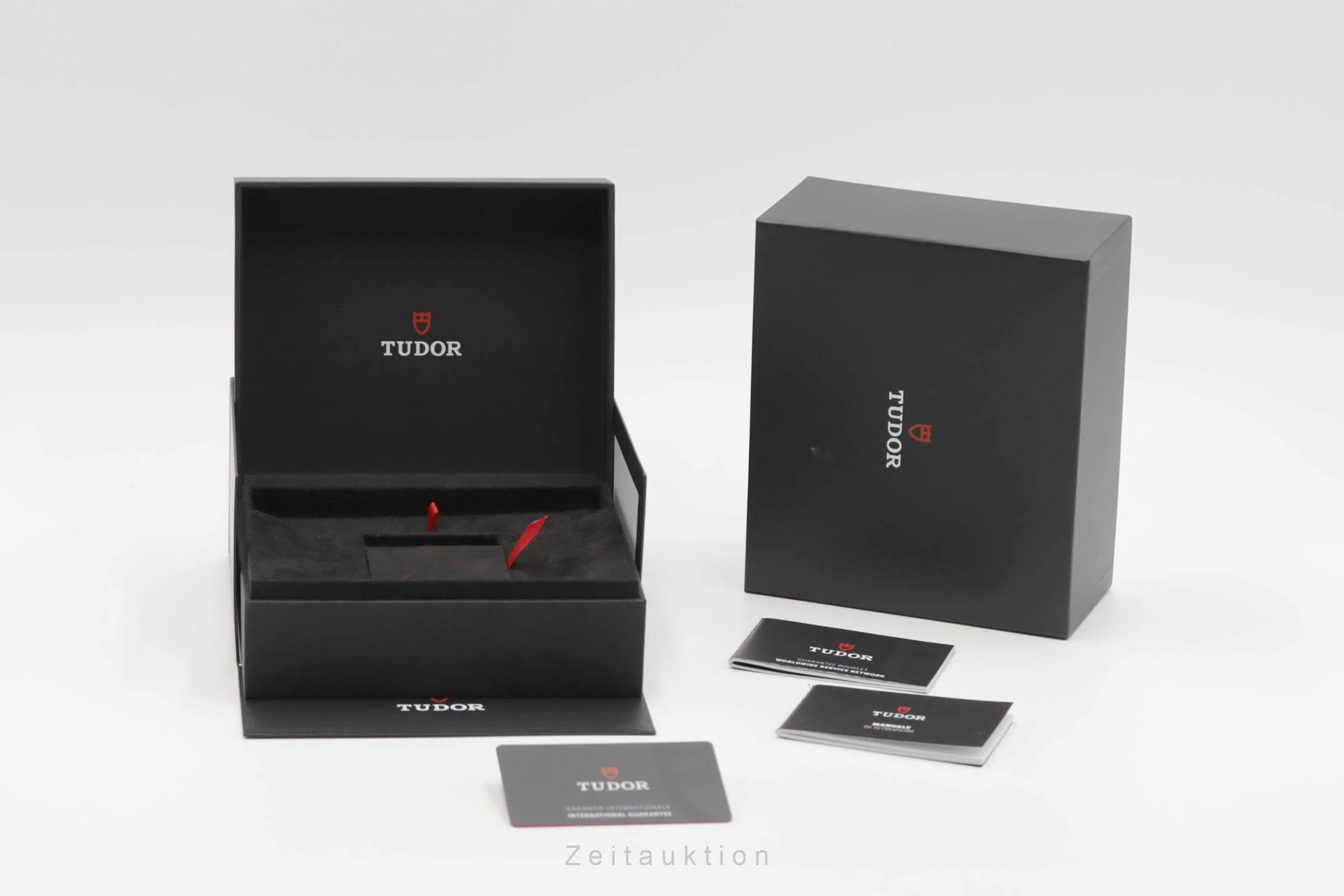Tudor Royal steel automatic men's watch 28600  [2501696] - Image 9