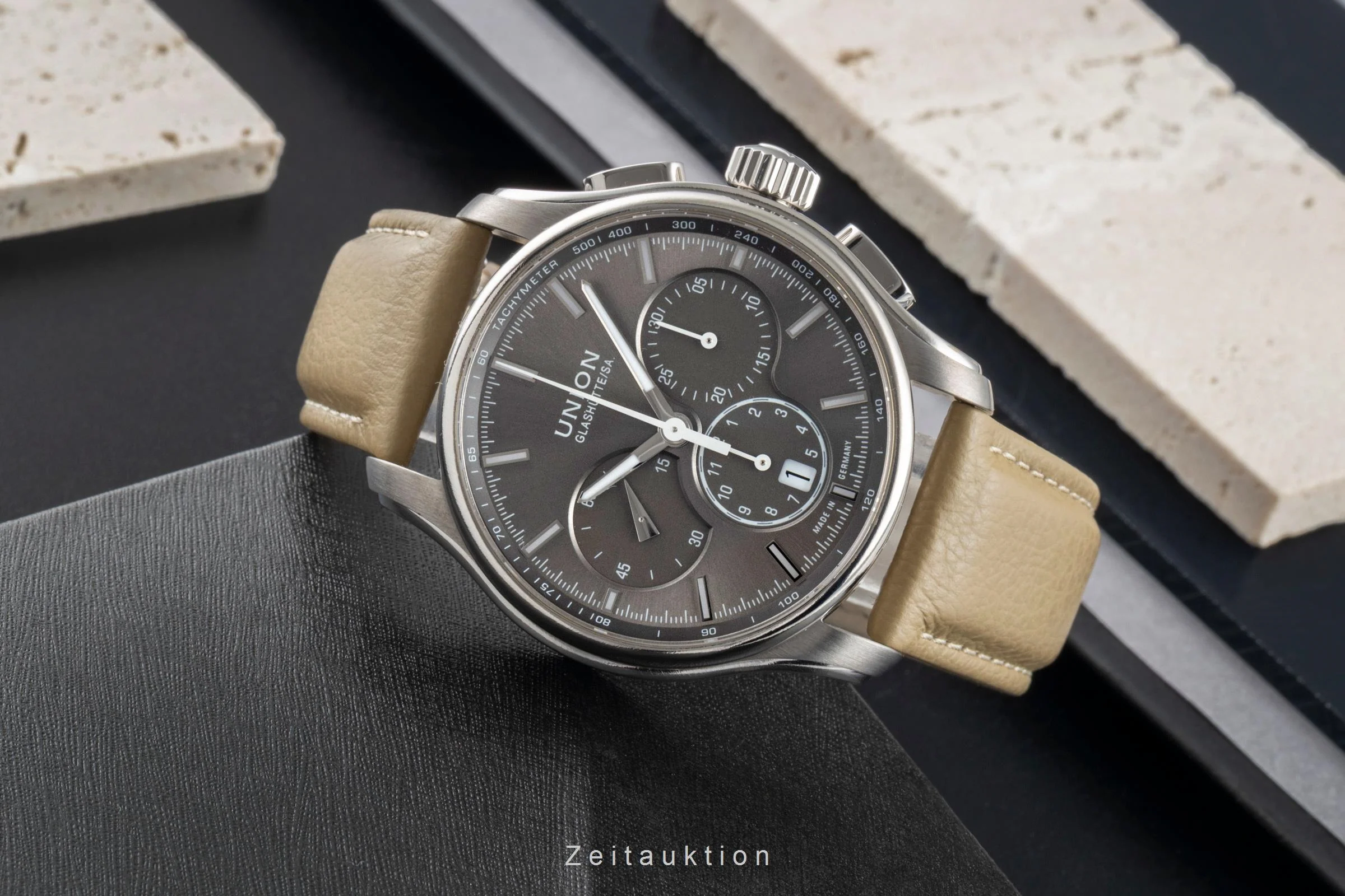 Union Glashütte Belisar chronograph titanium automatic men's watch D002.427.46.081.00  [2506158] - Image 3