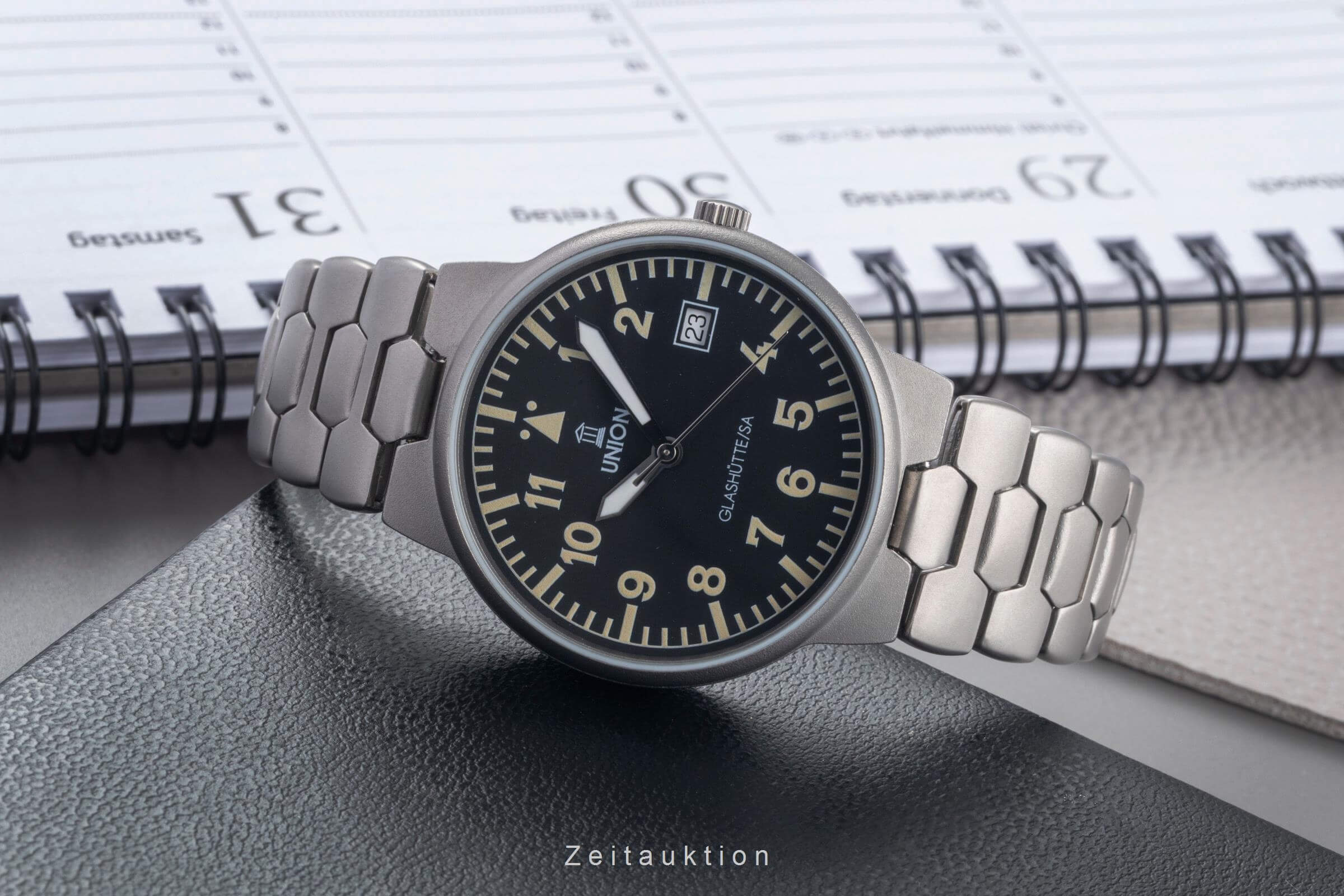 Union Glashütte titanium automatic men's watch  [2500934] - Image 3