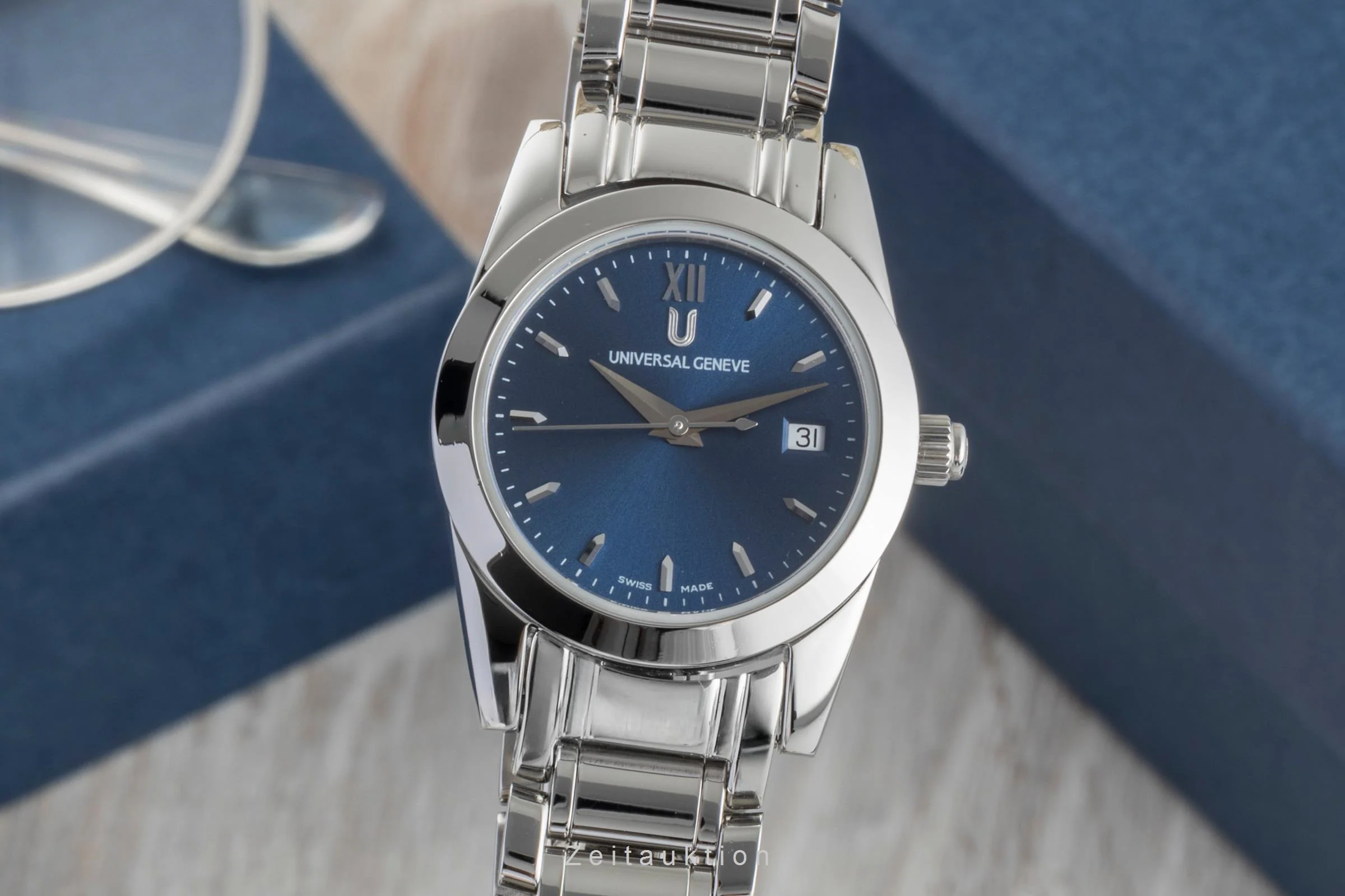 Universal Geneve steel quartz women's watch 818.610  [2600038] - Image 2