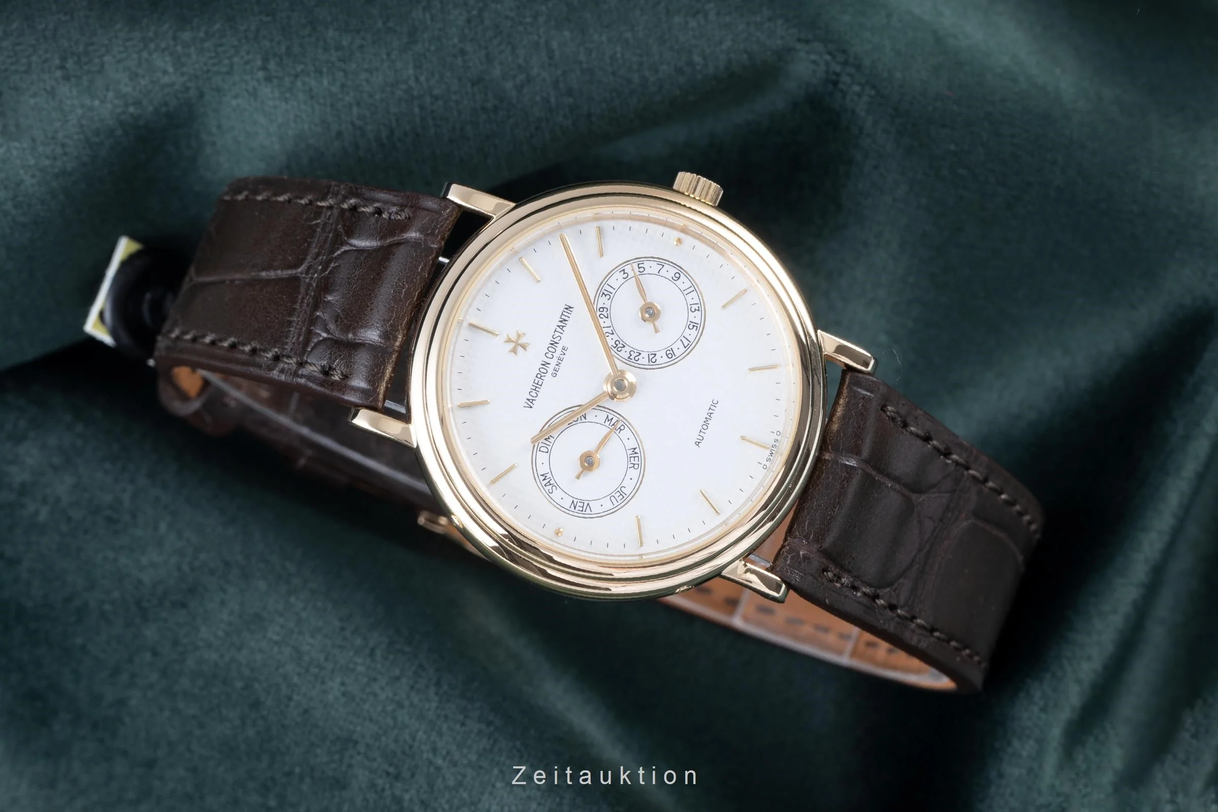 Vacheron & Constantin 18 ct gold automatic men's watch 47008/000J  [2103146] - Image 3