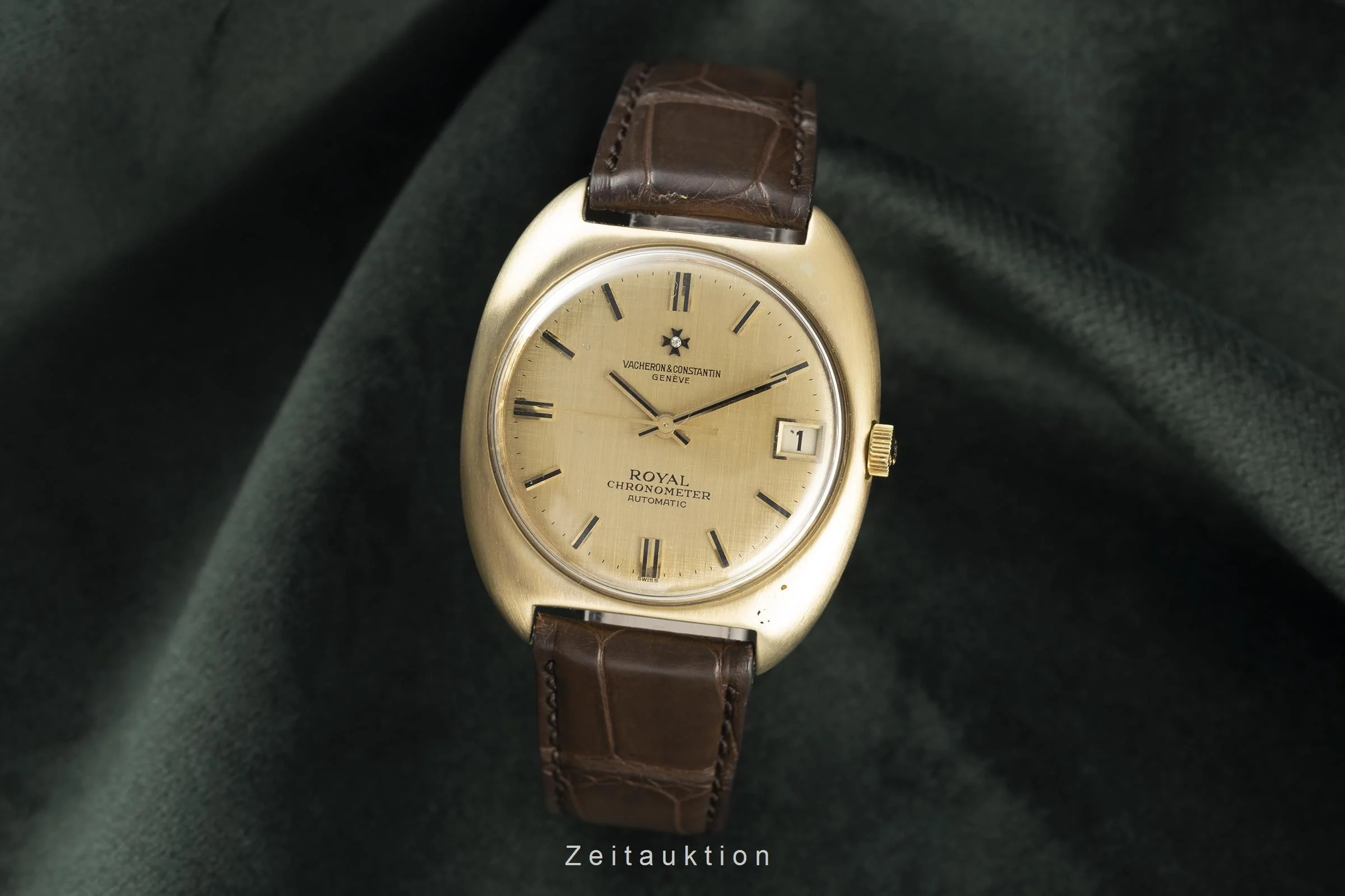 Vacheron & Constantin Chronometre Royal 18 ct gold automatic men's watch 7375 LP: 27800EUR  [2109343] - Image 3