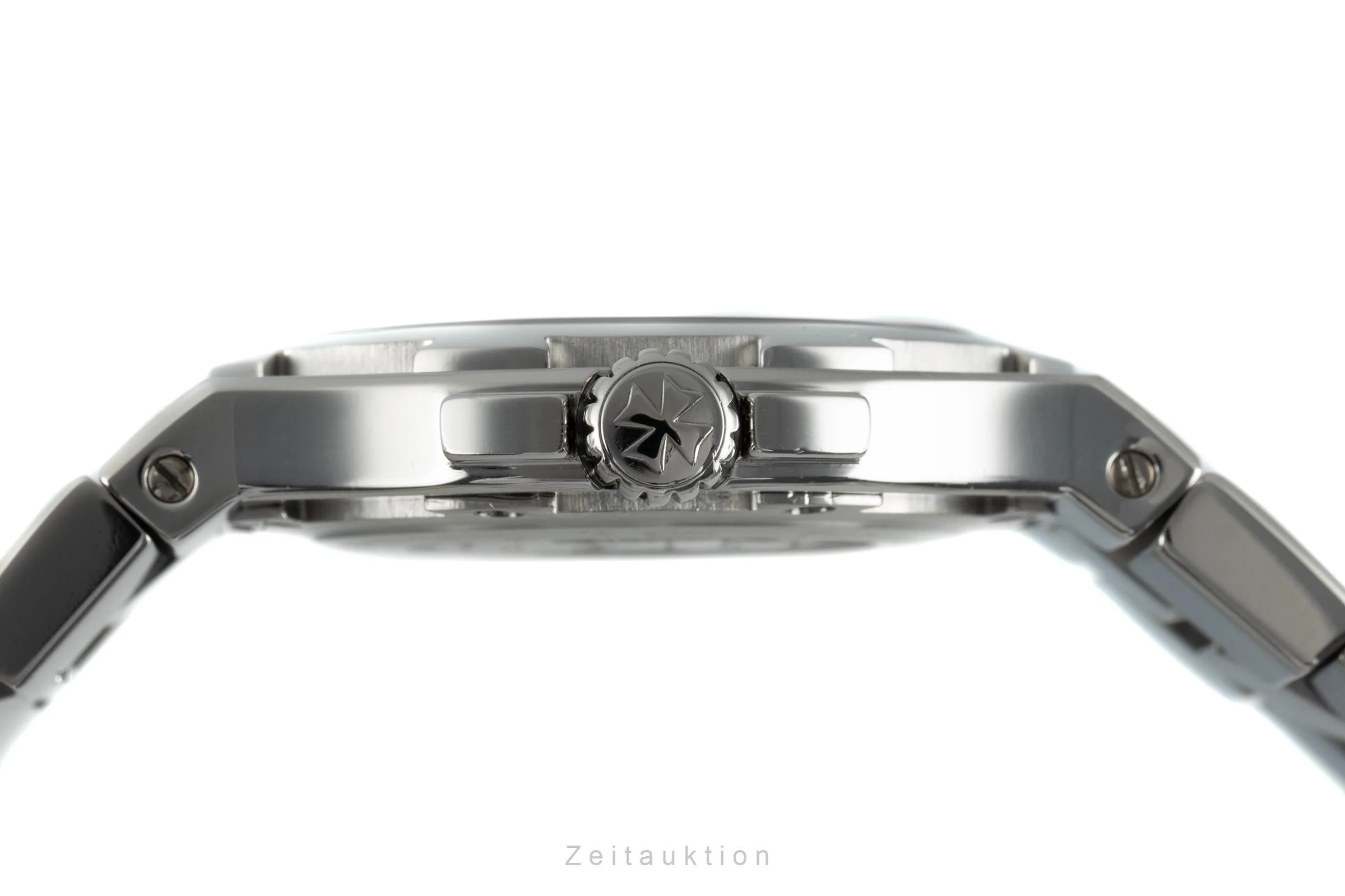 Vacheron & Constantin Overseas steel quartz men's watch 42040-72040/1  [2108746] - Image 10
