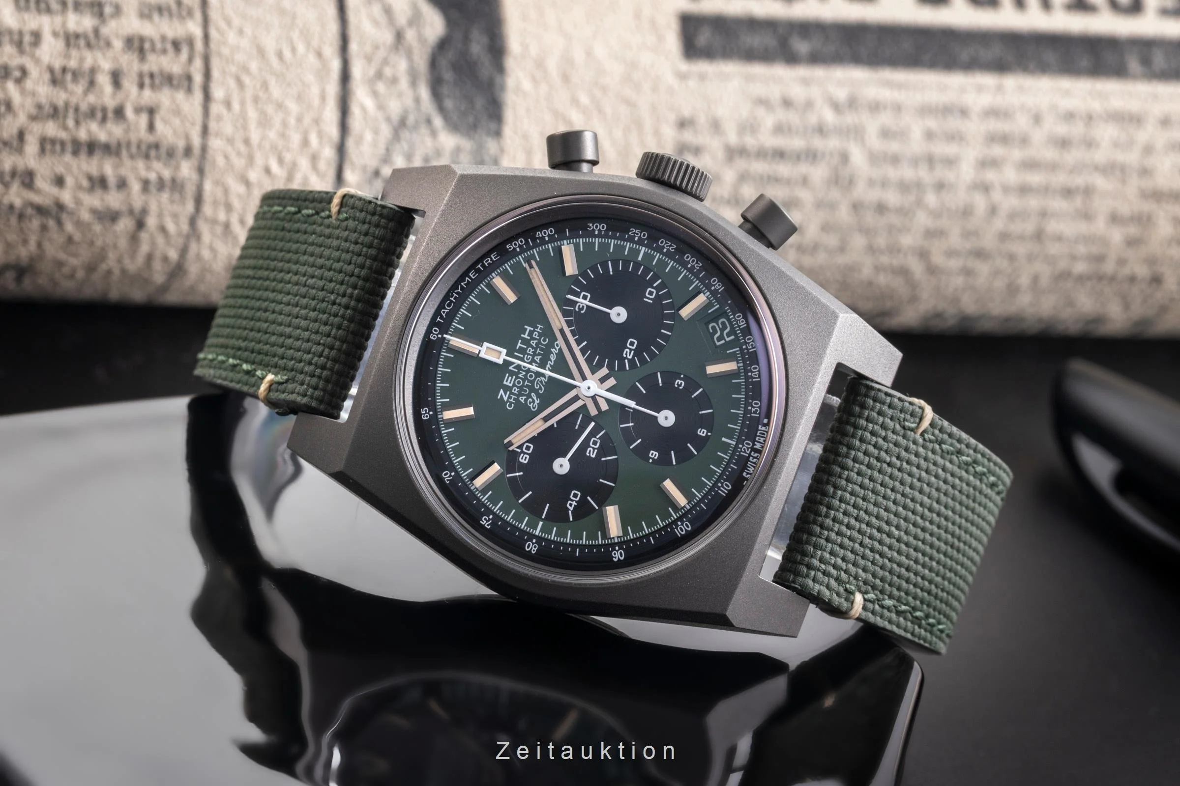 Zenith Chronomaster chronograph titanium automatic men's watch 97.T384.400/57.C856  [2505412] - Image 3