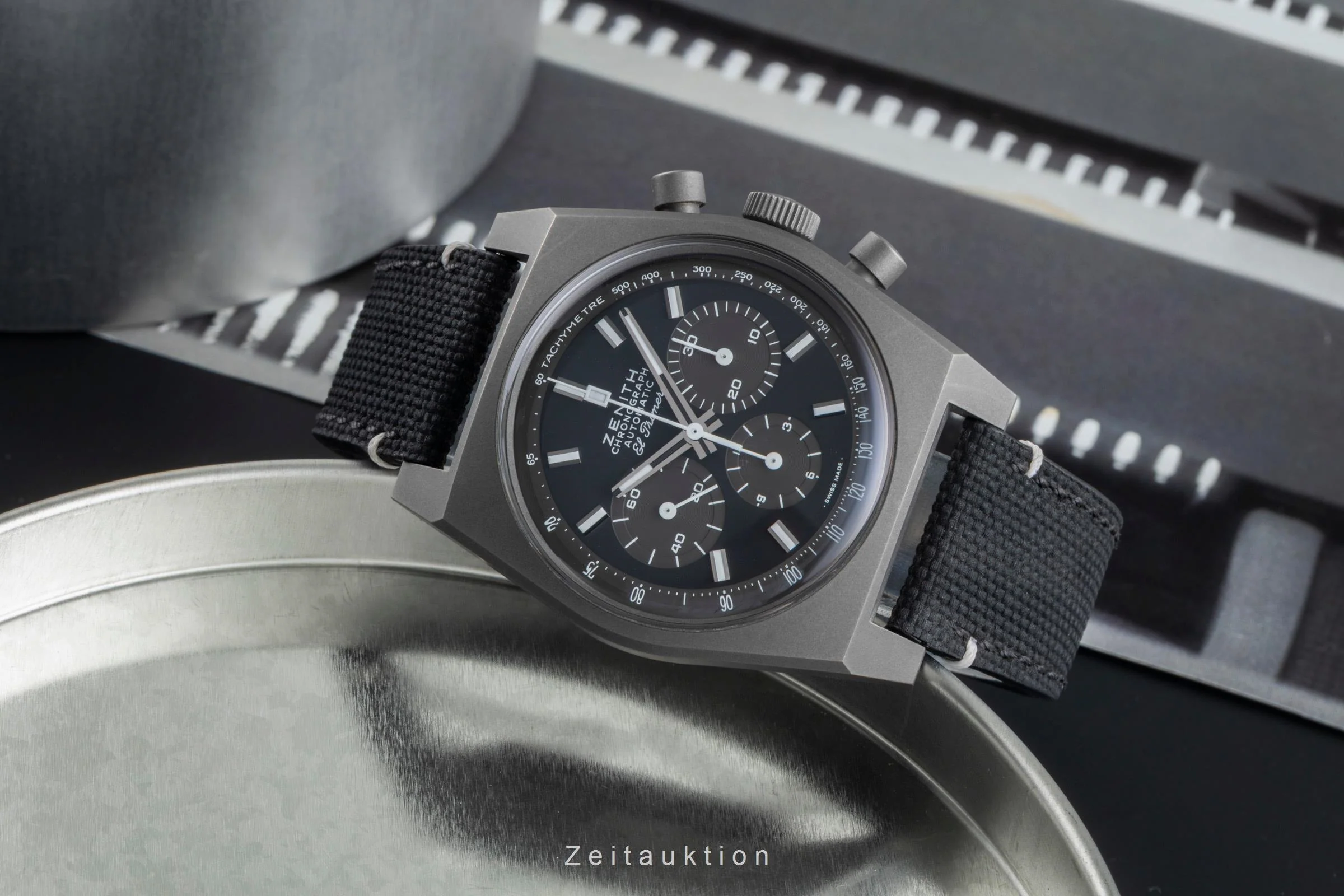 Zenith Chronomaster chronograph titanium automatic men's watch 97.T384.4061/21.C822 LP: 9800EUR  [2505488] - Image 3