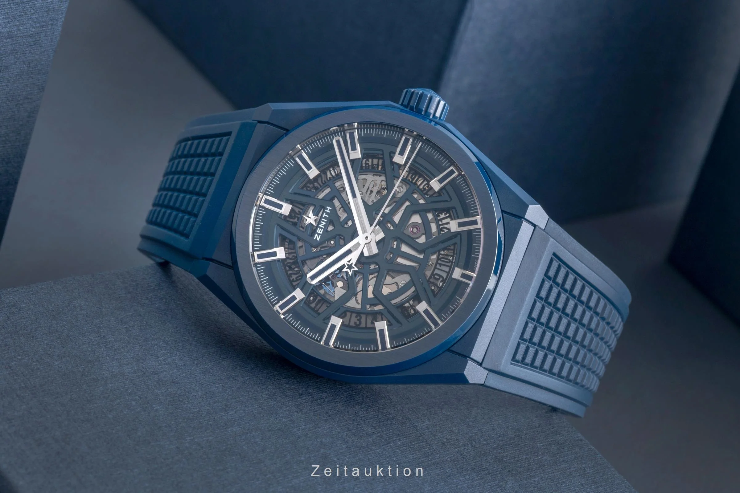 Zenith Defy ceramic automatic men's watch 49.9003.670/51.R793	  [2504213] - Image 3